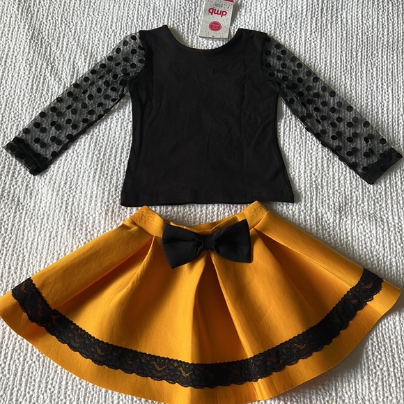 Other - NWT 3T Matching Yellow & Black Adorable Skirt and Shirt Set with Bows and Lace
